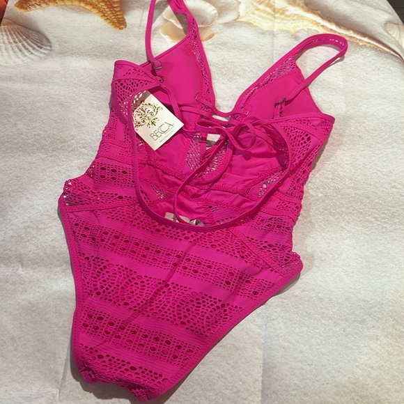 NWT BECCA Color Play Pink Flambe' Plunge One Piece - Picture 10 of 13